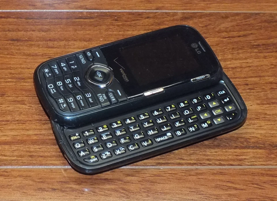 LG Cosmos VN250 - Black (Verizon) Cellular Phone ONLY **READ**  - Image 2 of 4