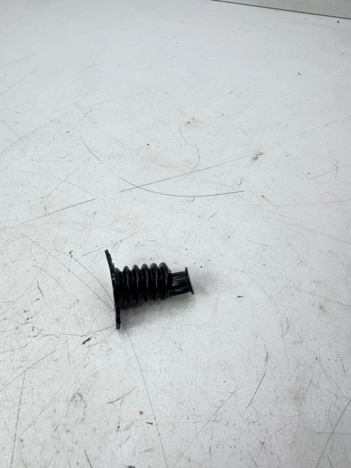 2014 Yamaha YZ450F Rear Brake Master Cap and Rubber Inner Seal OEM #176 - Image 4 of 4