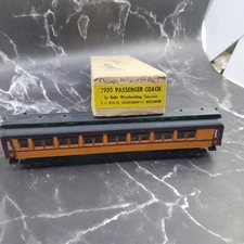 LA BELLE WOODWORKING CO 1905 PAINTED CMStP&P WOOD PASSENGER COACH KIT ASSEMBLED