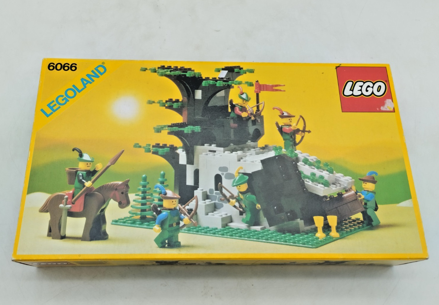 LEGO 6066 Camouflaged Outpost ONLY BOX OVP Forestman Castle Vintage Ritter Burg