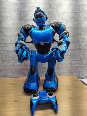 HTF WowWee Robosapien V2 Blue W/ Remote | For Parts Or Repairs
