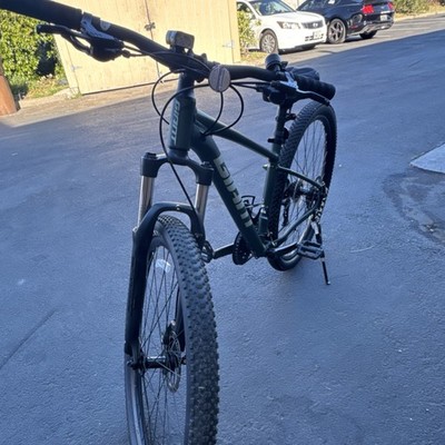 Mountain Bike 29 Giant Talon Small Mountain Bike