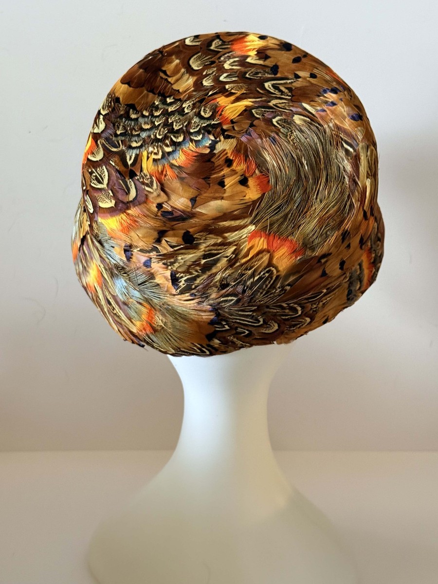 Vintage 1950s Pheasant Feather Hat – G. Fox &amp; Co Hartford Feather Bucket View 4