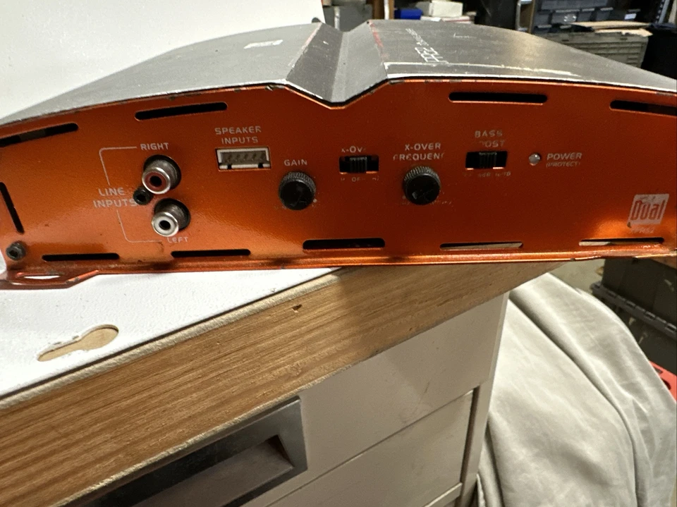 Dual XPR52 600 Watt 2 / 1 Channel Car Stereo Amplifier Bridgeable 2 Ohm Amp - Image 2 of 3