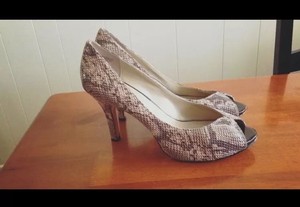 anne klein snakeskin heels