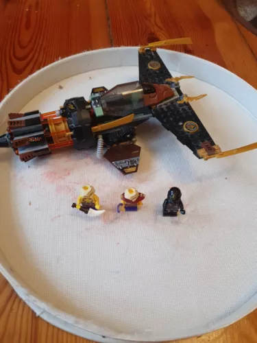 LEGO NINJAGO Cole's Felsenbrecher - 70747, fast komplett + Anleitung