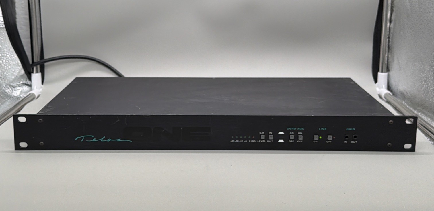 Interfaz de transmisión de audio de línea telefónica híbrida digital Telos One-R