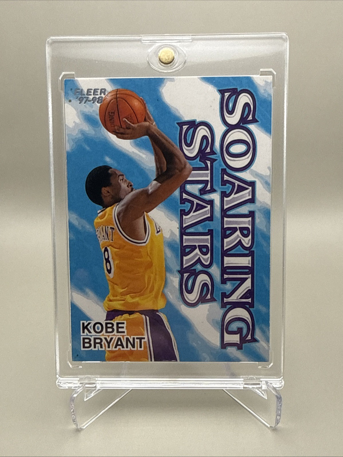 1997-98 Fleer Kobe Bryant Soaring Stars SS4 Insert Lakers HOF