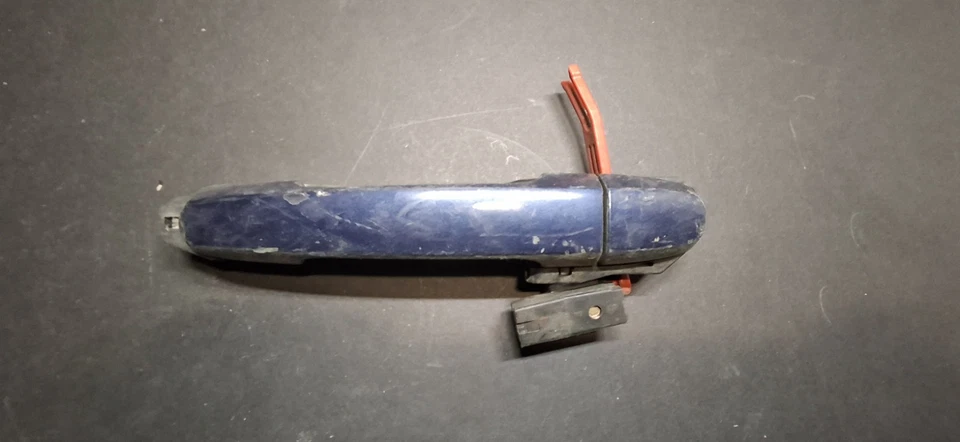 Maçaneta externa traseira direita Toyota Corolla Matrix 2003-2008 fabricante de equipamento original - Imagem 2 de 4