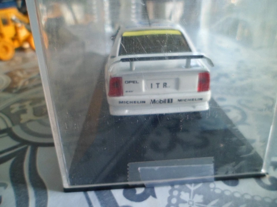 Opel Omega DTM (1991) - 1/43 - Photo 4/4