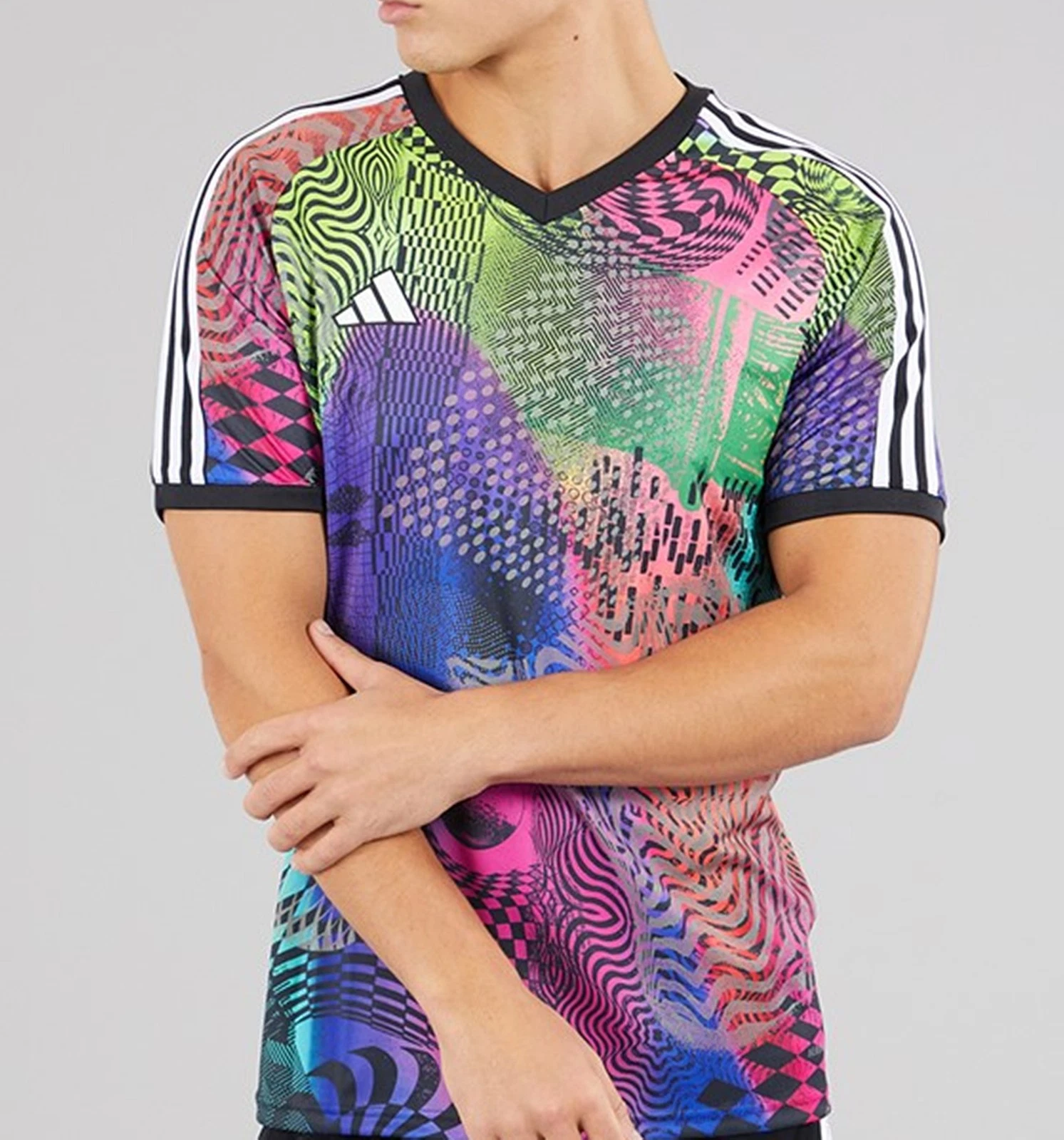 ADIDAS X JEREMY SCOTT TIRO PRIDE FOOTBALL JERSEY TSHIRT SIZE M,L,XL BNWT RARE