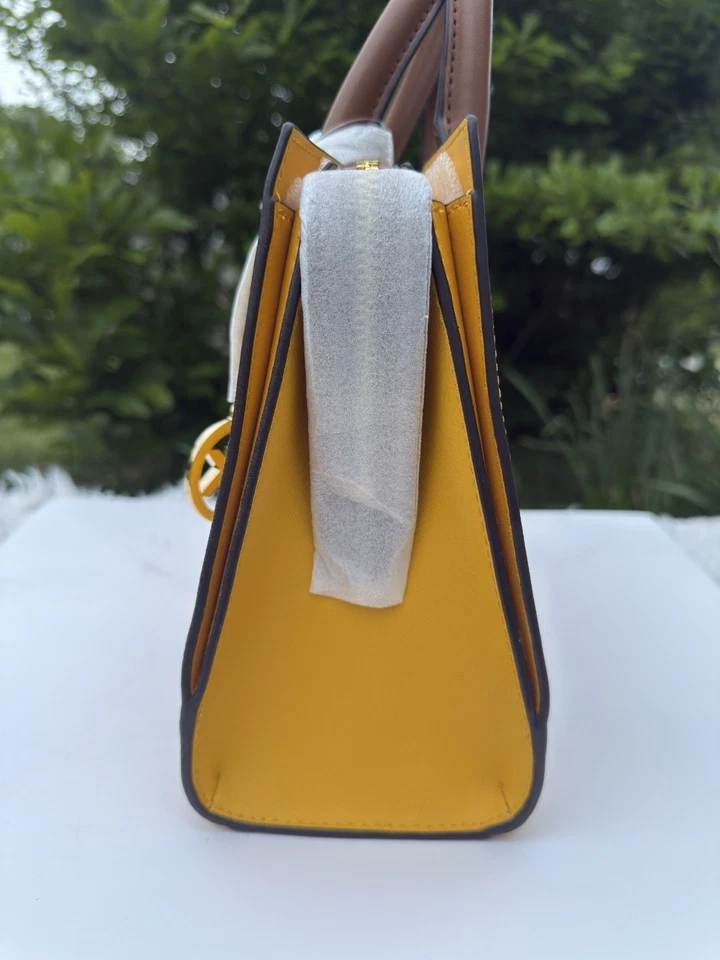 Bolso Bandolera Michael Kors Sheila Mediano Amarillo Jazmín Multi Foto 4 de 4