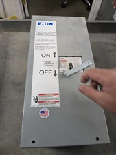 EATON Type 1 Circuit Breaker Enclosure SGDN100 GD22K 3 phase 15 amp Breaker