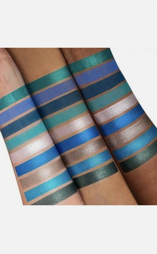 Azulejo Eyeshadow Pallet By Macaria Beauty - Picture 9 of 11