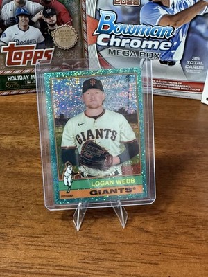 2025 Topps Heritage - Logan Webb #423 Chrome Light Blue Sparkle Refractor