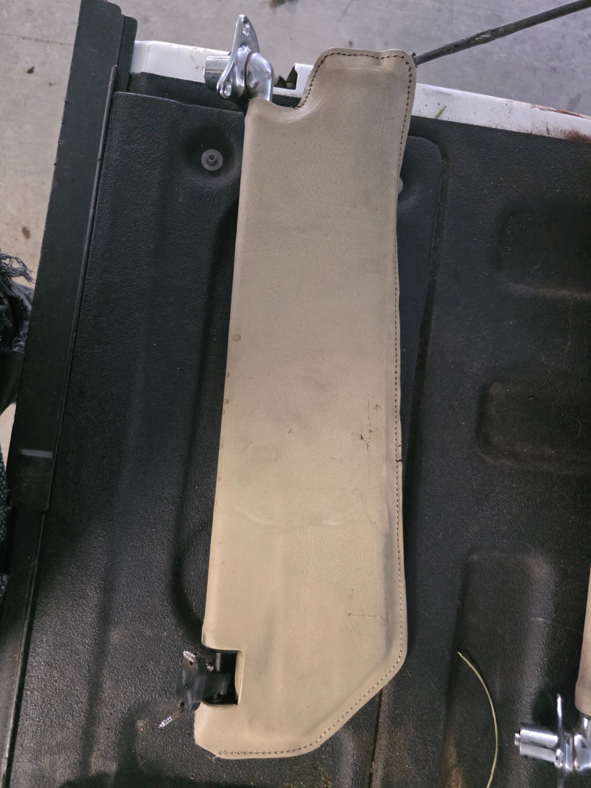 75-80 ROLLS ROYCE SILVER WRAITH SUN VISOR SET W/ MIRROR 