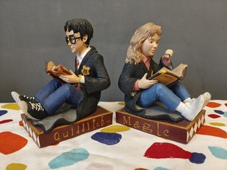 Vintage Retro Harry Potter Bookends Hermione Reading 2000 Warner Bros Enesco