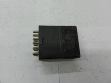 FUEL PUMP RELAY MERCEDES BENZ W126 1986 1987 1988 898182000 OEM