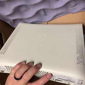 Microsoft Xbox 360 White 60GB HDD With 2 Controllers And Power Cord