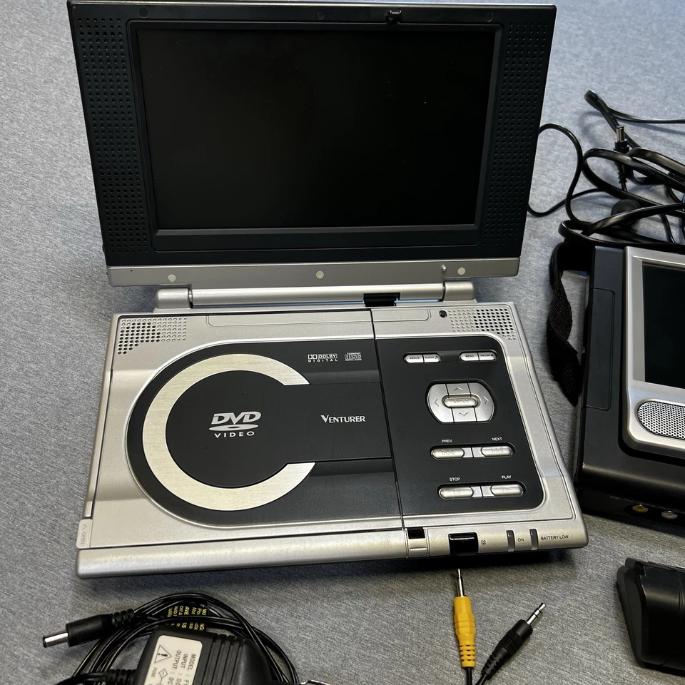 Reproductor de DVD portátil de doble pantalla Venturer modelo PVS1988 con estuche PROBADO Y FUNCIONA Foto 2 de 4