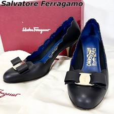 Salvatore Ferragamo Vara Ribbon Scallop Pumps 6D 23.5cm Box Dust Bag Italy