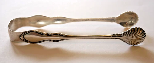 Reed & Barton Sterling Silver 4-1/4" Clamshell Sugar Tongs, HAMPTON COURT, 21g