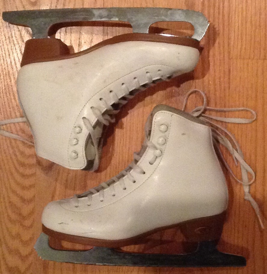 RIEDELL 21 Ice Figure Skates Basic to Intermediate Girls Size 2 #1