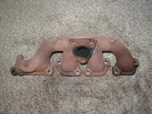 [EGU] - Renault - Abgaskrümmer - 8200042882 - dCi 2,2L 16V - gebraucht