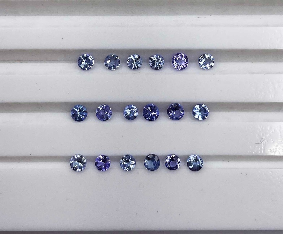 Tanzanite AAA, Taglio Ovale 2,35ct, Origine Tanzaniana - Foto 6