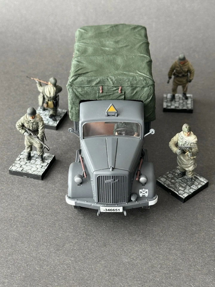 Forces of Valor 1:32 WWII German Opel Blitz 3t Cargo Truck Dragon Can.Do Figures - Image 3 of 4
