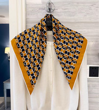 70 Cashmere 30 Silk Wrap Scarf Horsebit Print Double Face Print Shawl 25''