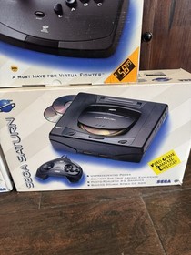 SEGA Saturn Console Bundle (read)