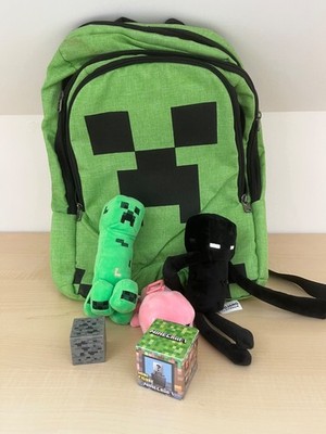 Minecraft Offizieller Rucksack + 3 Plüsch Set + Mini Figuren Konvolut