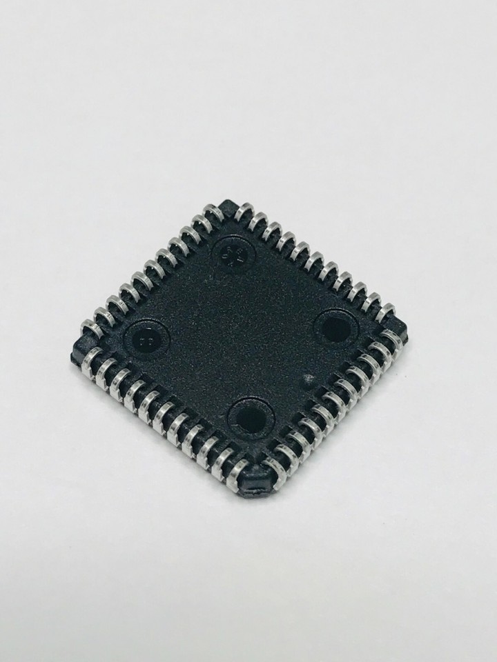 Lot De 10 Circuits Intégrés XC9536-15PC44C - PLCC44, Neufs Sous Emballage