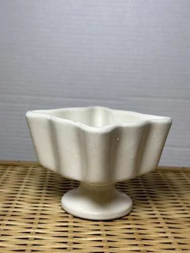 Vintage Hull Pottery Footed Planter Vase Off White Ivory #f4 USA 3.5" Tall Dish