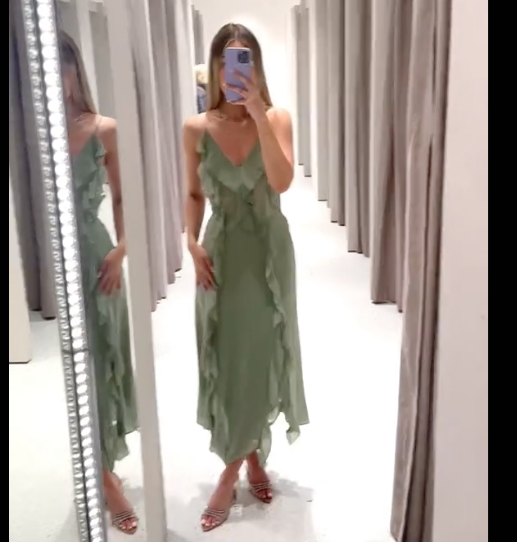 green emerald velvet dress Zara Green Sleeveless Ribbed Knit Turtleneck Ruffle Fit & Flare Mini Dress  Sz S