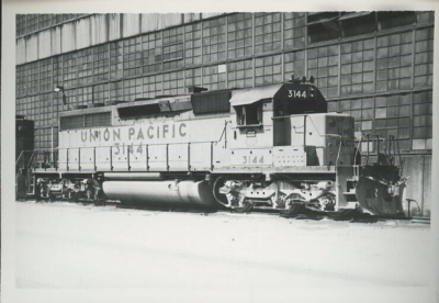 #ad Union Pacific 3000hp DRS SD40 2 #3144 Bensenville IL Train Photo $6.50