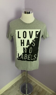 Sean John Love Has No Labels Tee Gray with Graphic Size Medium Short Sleeve