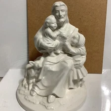 Byron Molds Ceramic Jesus Christ Savior Children & Lamb Figurine Ivory EUC