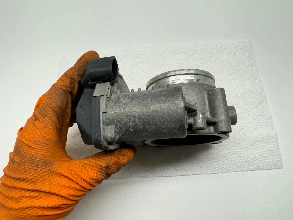 Carrocería del acelerador original barato Audi A6 Quattro 3,0 L 2009 2010 2011 2012 2013-2018 Foto 4 de 4