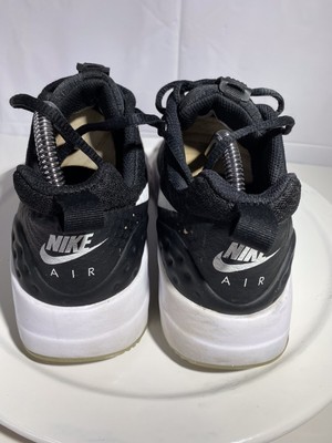black & white air max motion trainers