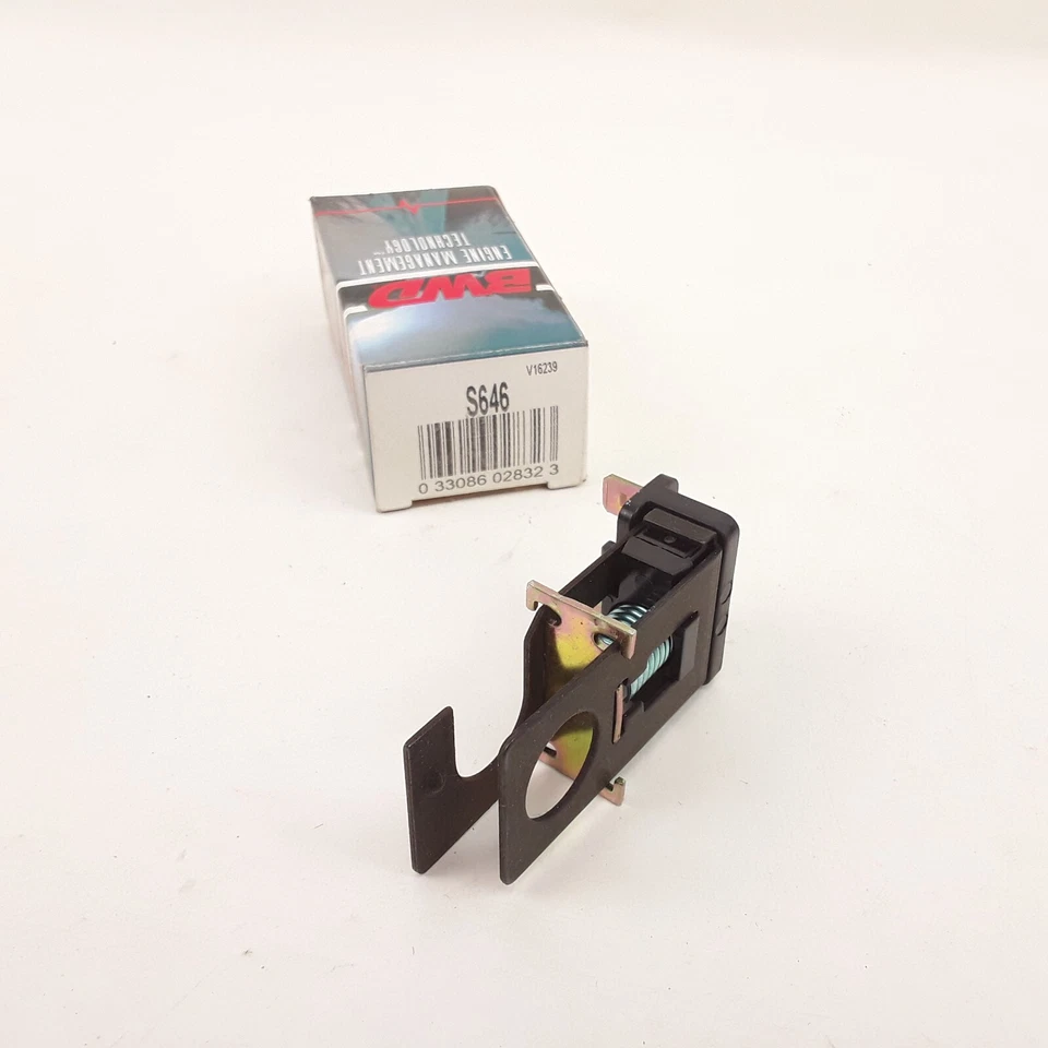 Interruptor de luz de freno para Ford Escort Mercury Lynx 1981-1987 E-350 Econoline 89-90 Foto 3 de 4