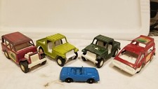 Vintage Tootsietoy vans, cars, jeeps, Military jeep, lot Of 5