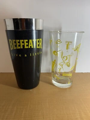 Beefeater Gin Coctail Metal / Rubber Shaker & 16oz Glass. New Never Used. - Image 1 of 4