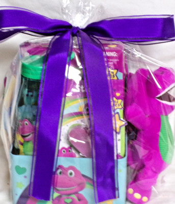 NEW BARNEY TOY GIFT BASKET TIN LUNCH BOX DRINK BOTTLE SET BIRTHDAY GIFT