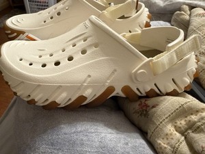 Brand New Crocs With Tags W9 M7 Unisex