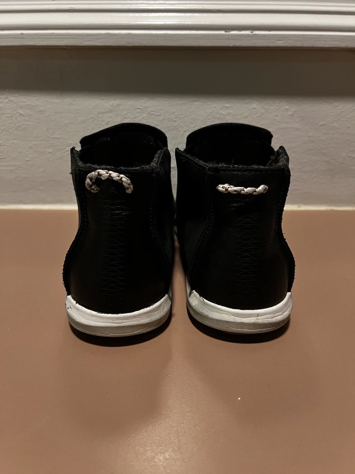 Olukai Hawai‘iloa Manu Hope Leather Ankle Boots Dark Blue WOMENS SIZE W10/EUR 40 - Image 4 of 4