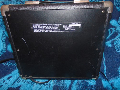Fender Squire 15 Amplifier - Picture 3 of 3