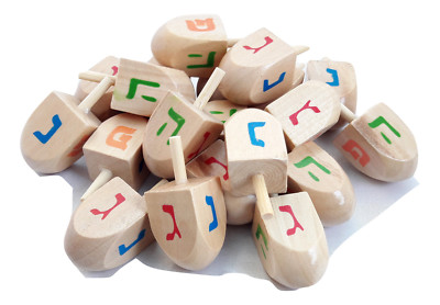 Lot 25 pc Natural Wood Spinning top Dreidel Hanukkah Sevivon Nes gadol haya po.