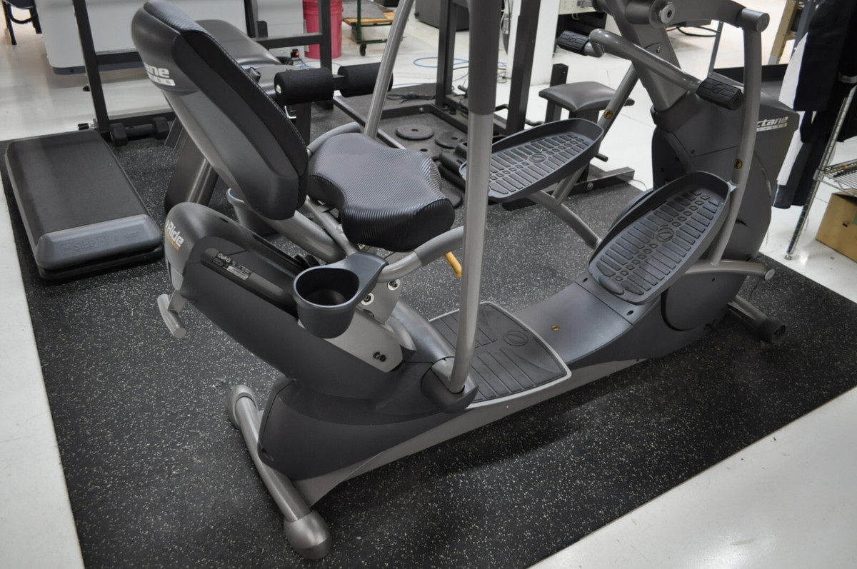 Octane Fitness xRide xR6e Seated Elliptical In Excellent used